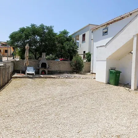Apartments Babic 50 Meters From The Beach Vir Exterior photo
