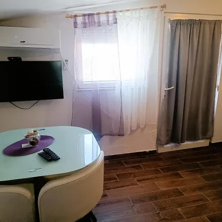Apartments Babic 50 Meters From The Beach Vir Exterior photo