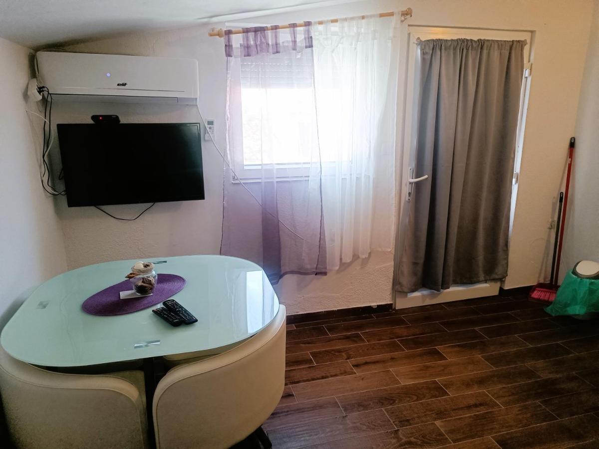Babic 50 Meters From The Appartamento Vir